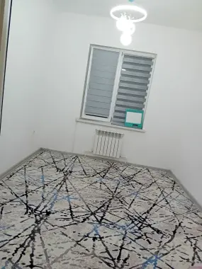 Sheriklikka qizlarga kvartira bor. Bezxazayka bezmakler